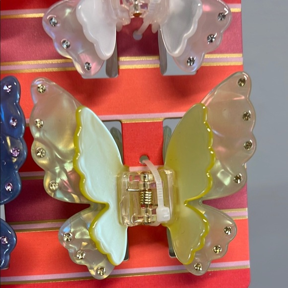 Piper K Butterfly 🦋 Hair Clips Set - Picture 5 of 8